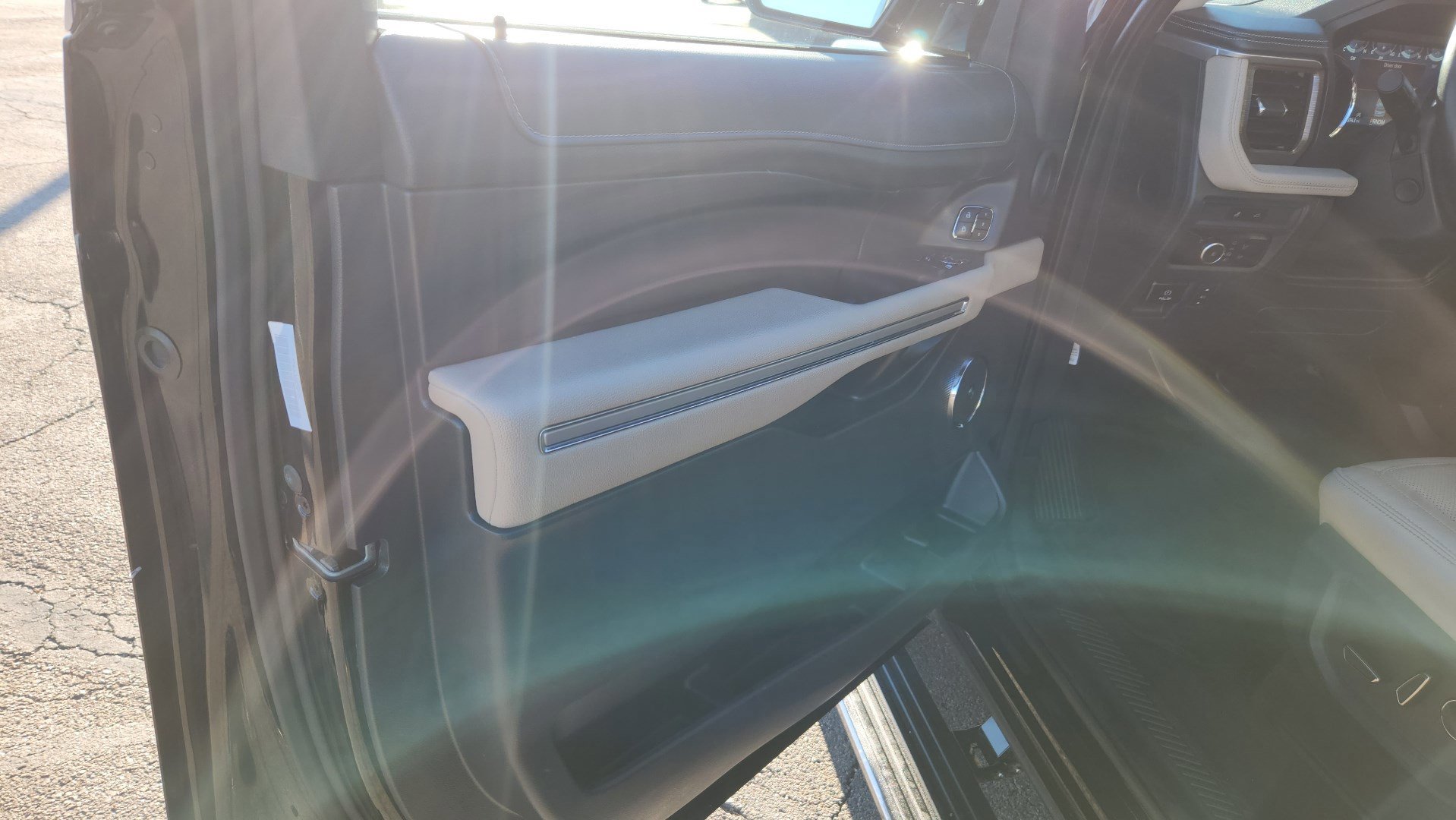 Certified 2024 Ford Expedition Max Limited image 24