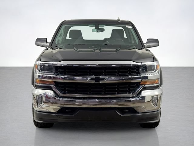 Used 2019 Chevrolet Silverado 1500 LT w/ LPO, Black Pack AWD/4WD image 8