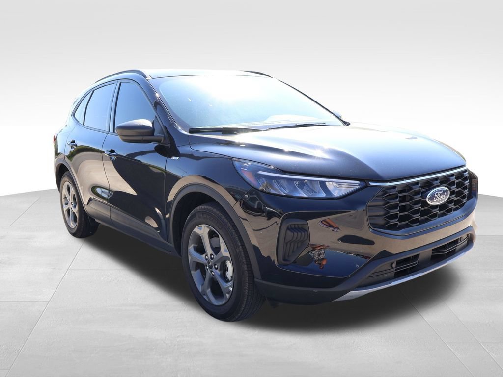 Certified 2026 Ford Escape ST-Line w/ Tech Pack #1 FWD image 14