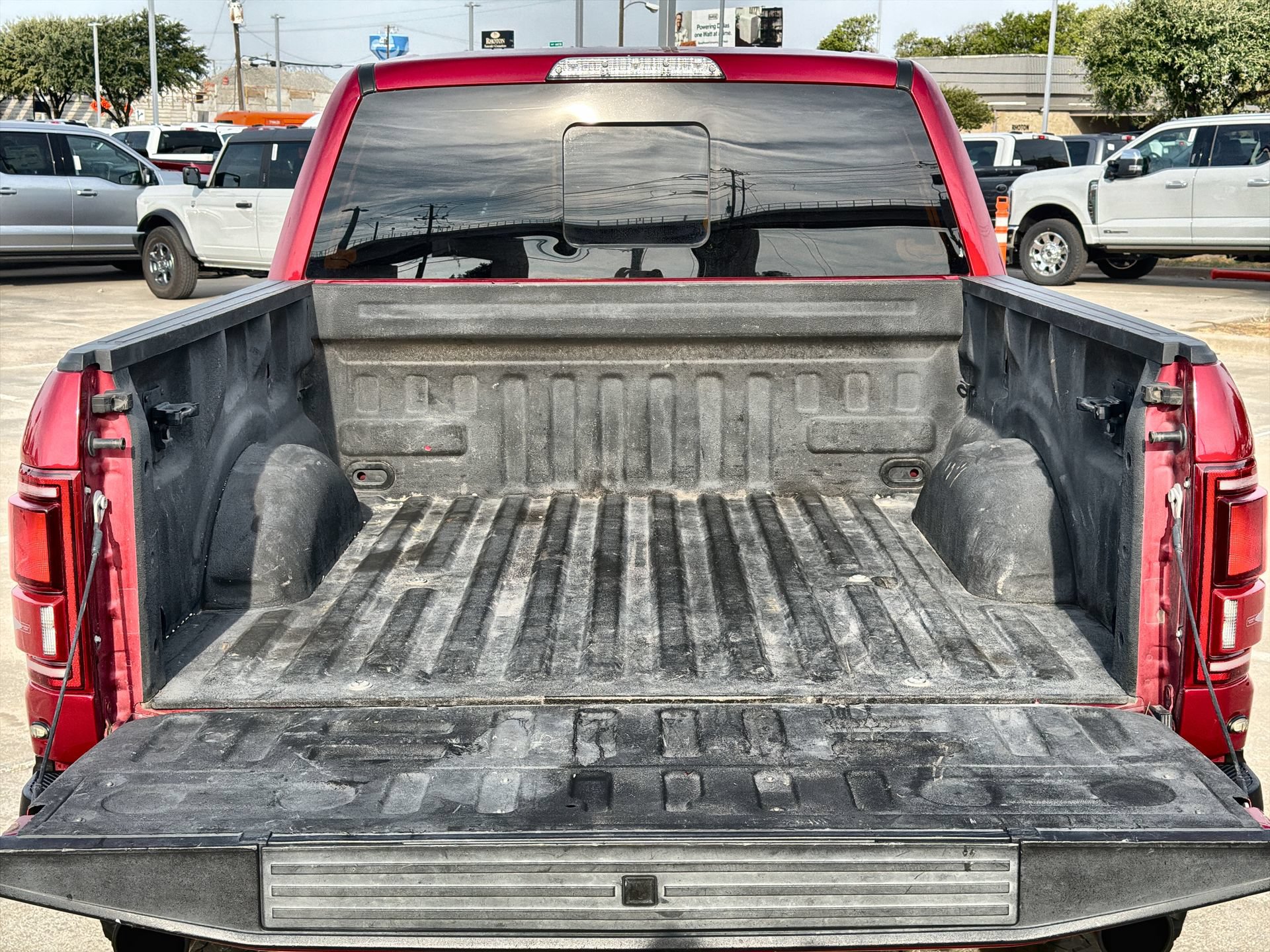 Certified 2020 Ford F150 Raptor w/ Equipment Group 802A Luxury AWD/4WD image 24