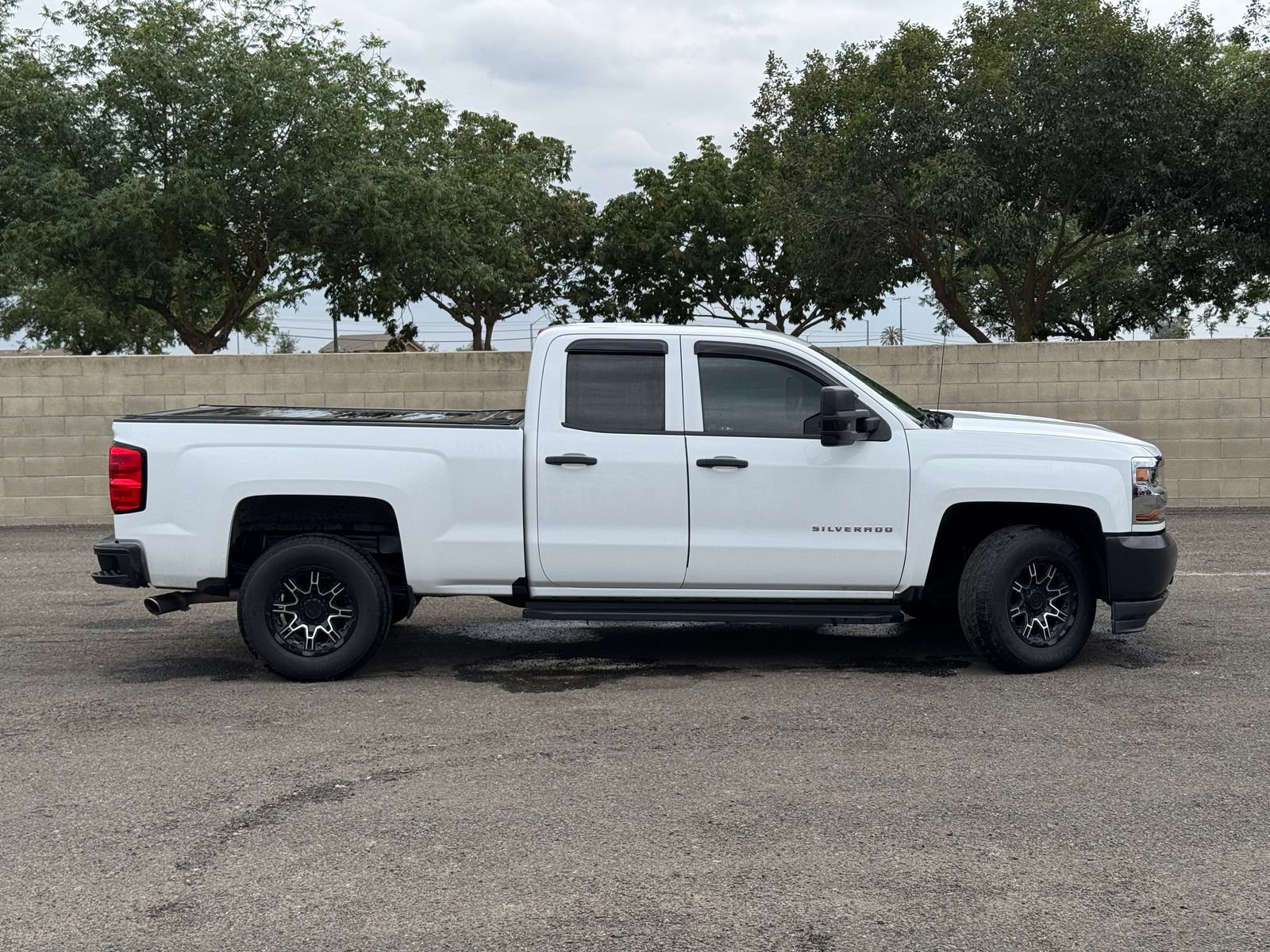 Used 2019 Chevrolet Silverado 1500 W/T w/ WT Convenience Package RWD image 2