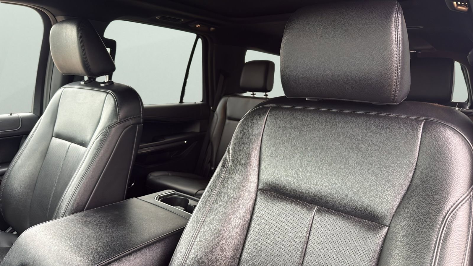 Certified 2021 Ford Expedition XLT RWD image 8