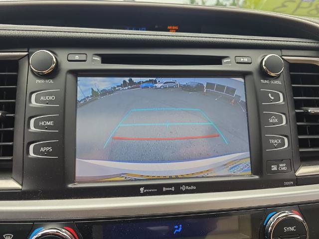 Used 2018 Toyota Highlander XLE w/ Carpet Mat Package (TMS) FWD image 30