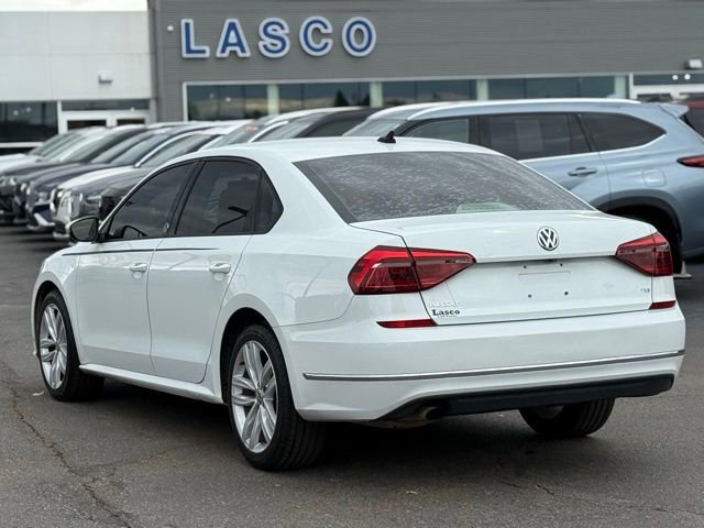 Used 2019 Volkswagen Passat 2.0T Wolfsburg w/ Wheels & Sunroof Package image 5