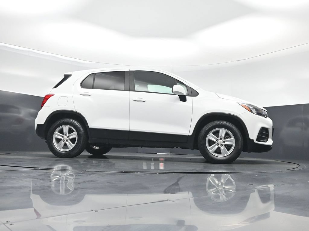 Used 2021 Chevrolet Trax LS w/ Tint and Cruise Package FWD image 48