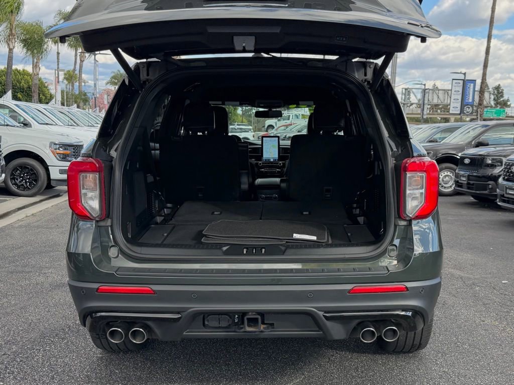 Certified 2022 Ford Explorer ST w/ Equipment Group 401A image 9