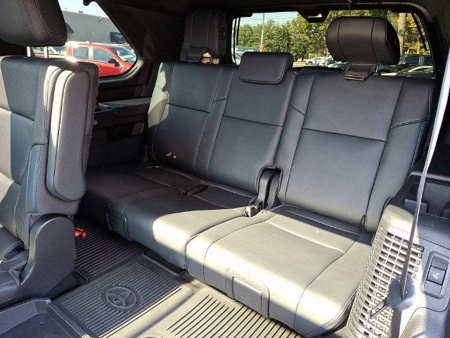 Used 2023 Toyota Sequoia Platinum AWD/4WD image 13