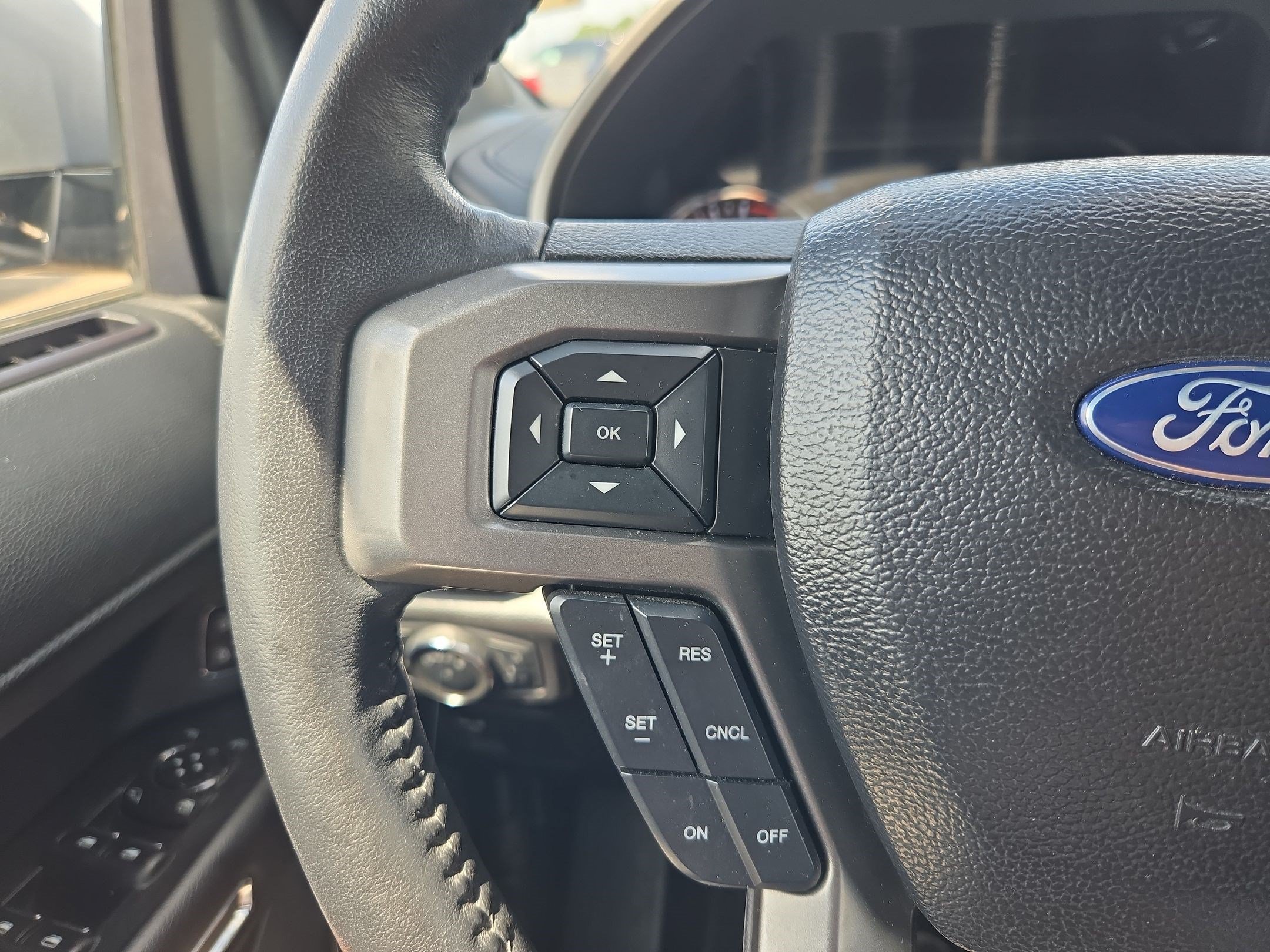 Certified 2021 Ford Expedition XLT RWD image 17