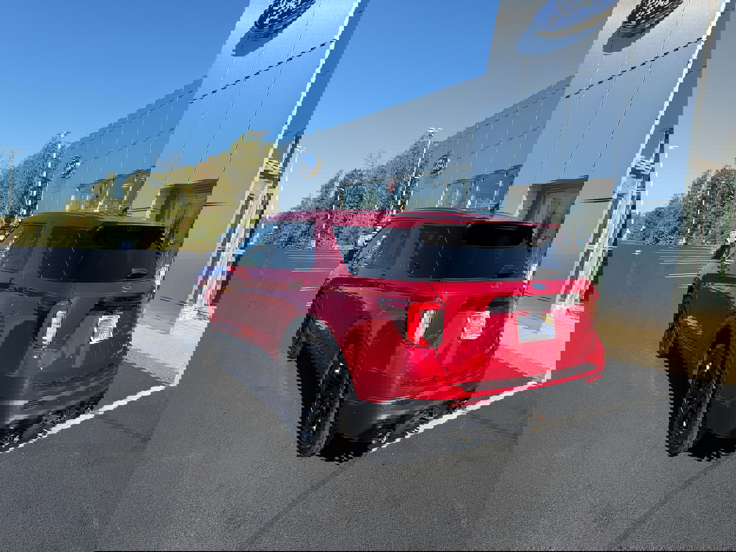 Certified 2021 Ford Explorer ST w/ Equipment Group 401A image 4