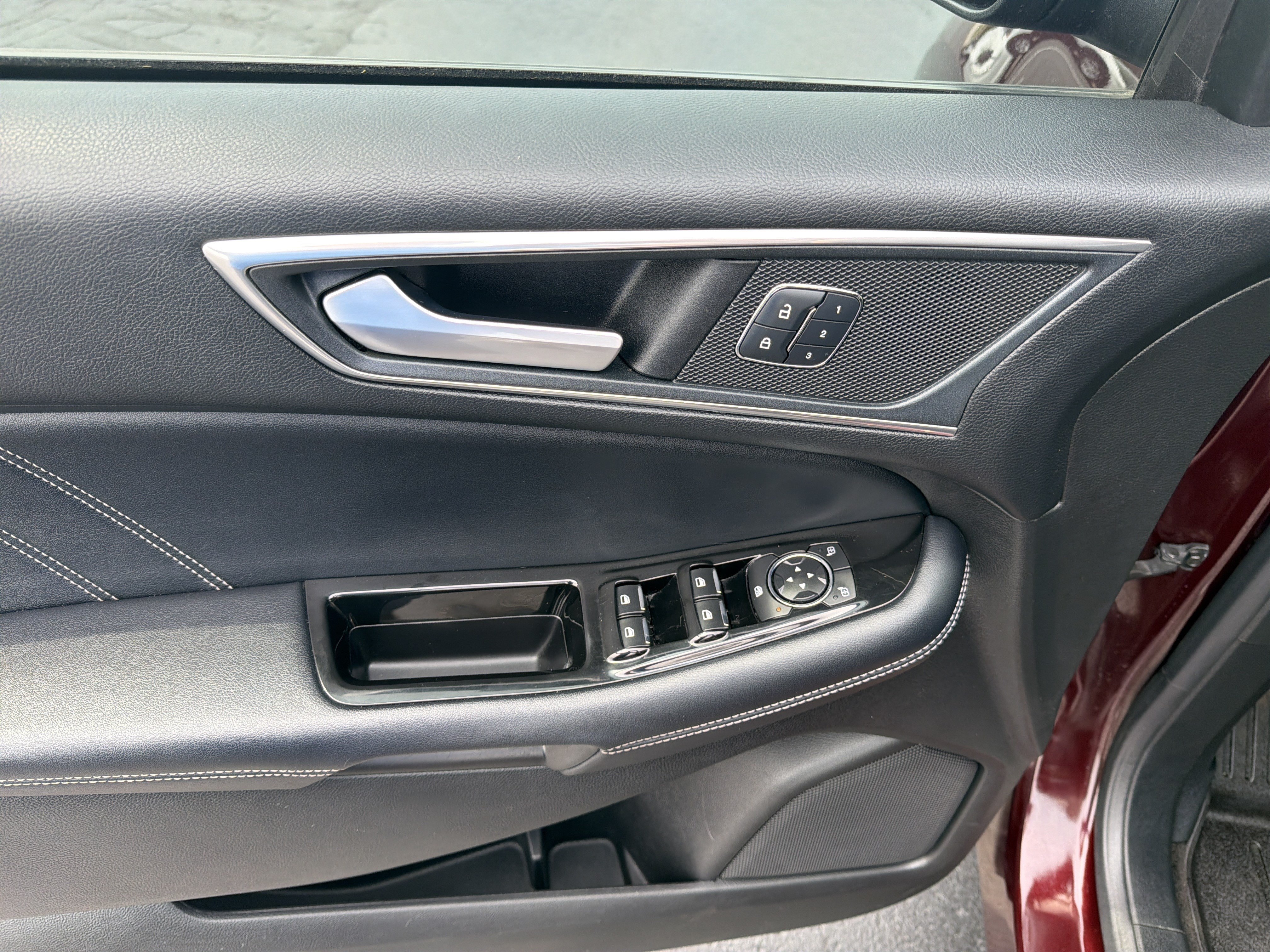 Certified 2018 Ford Edge Sport w/ Ford Safe & Smart Package AWD/4WD image 18