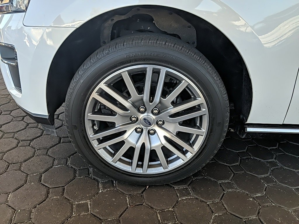 Certified 2022 Ford Expedition Max Limited image 9