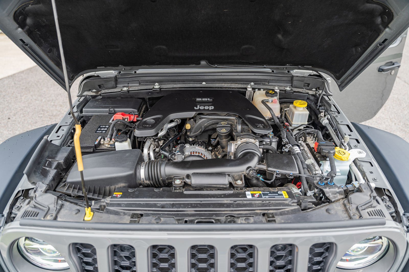 Used 2021 Jeep Gladiator Rubicon w/ Safety Group image 27