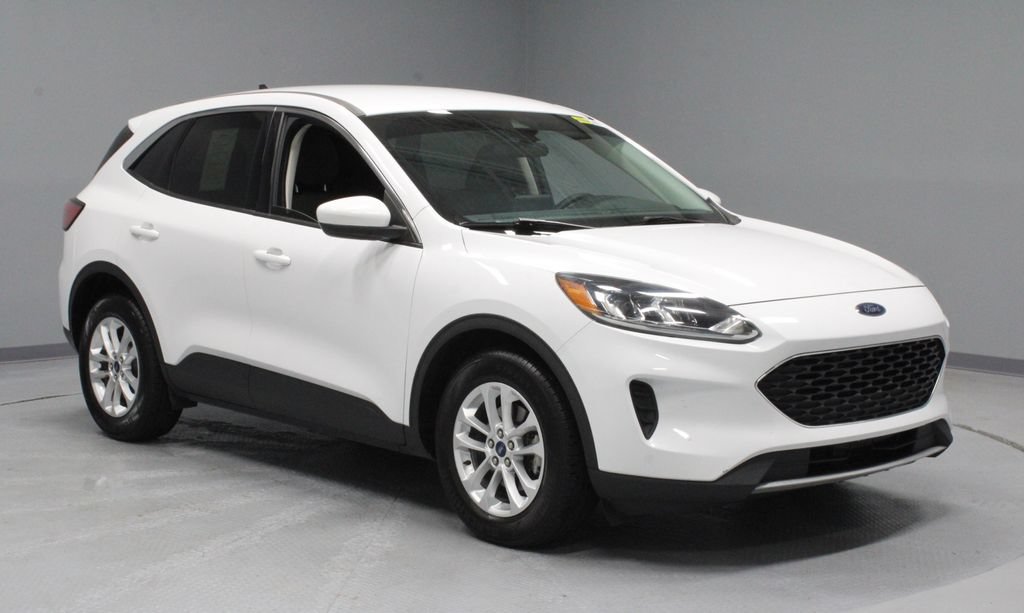 Certified 2021 Ford Escape SE FWD image 1