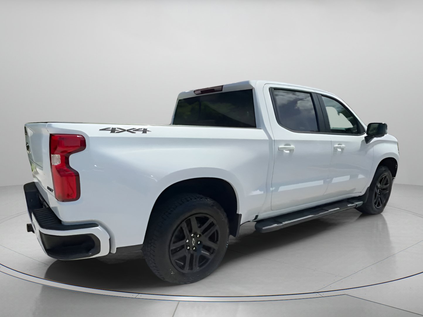 Used 2025 Chevrolet Silverado 1500 RST w/ Dark Appearance Package AWD/4WD image 31