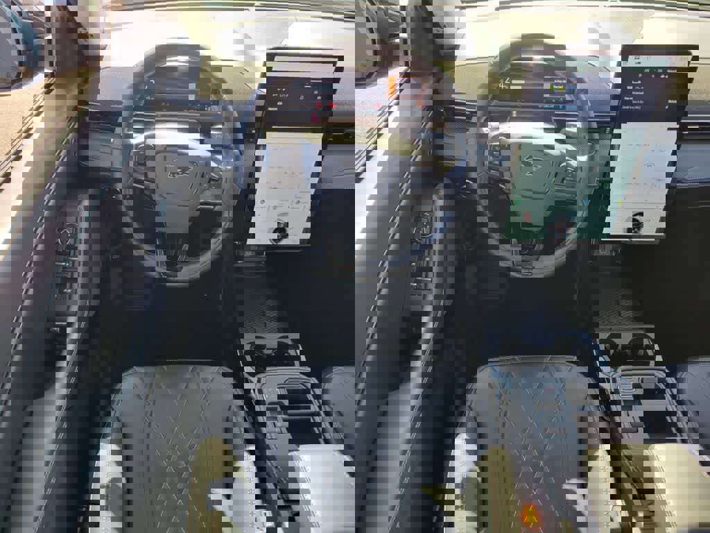 Certified 2025 Ford Mustang Mach-E Select RWD image 12