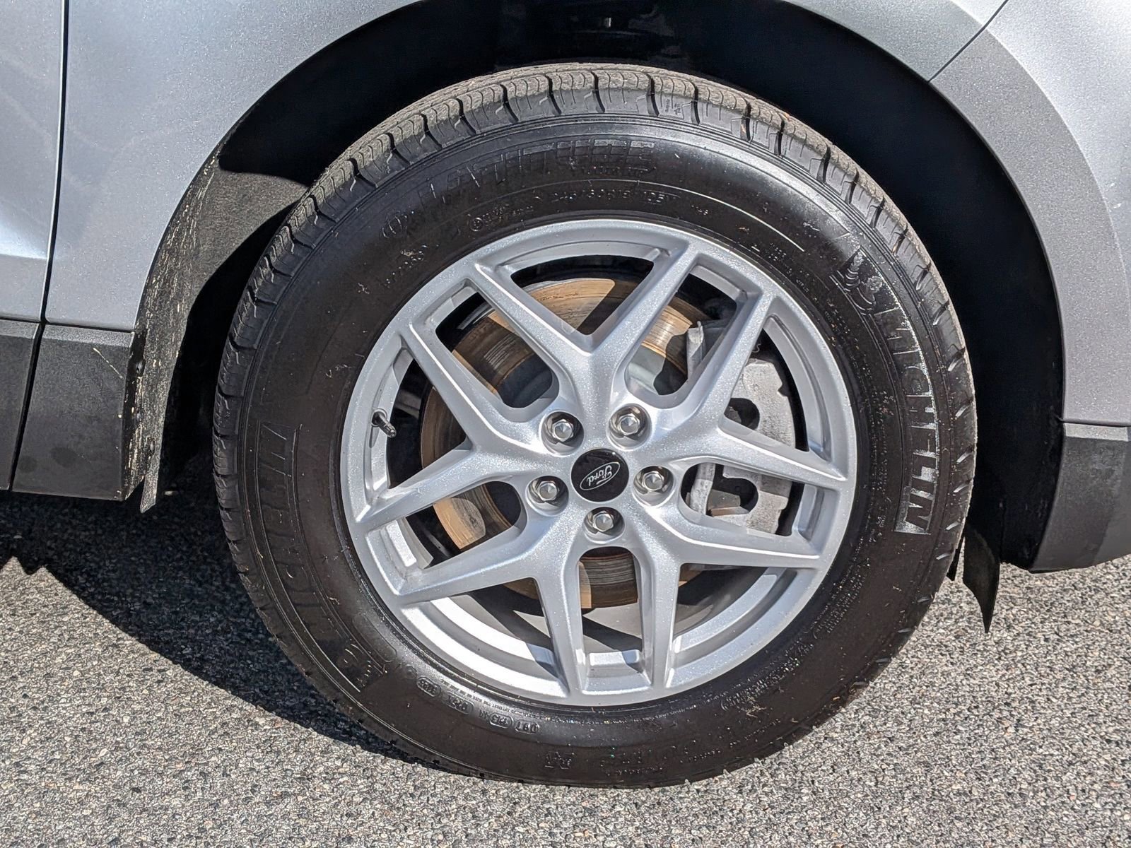 Certified 2024 Ford Edge SEL w/ Convenience Package image 13