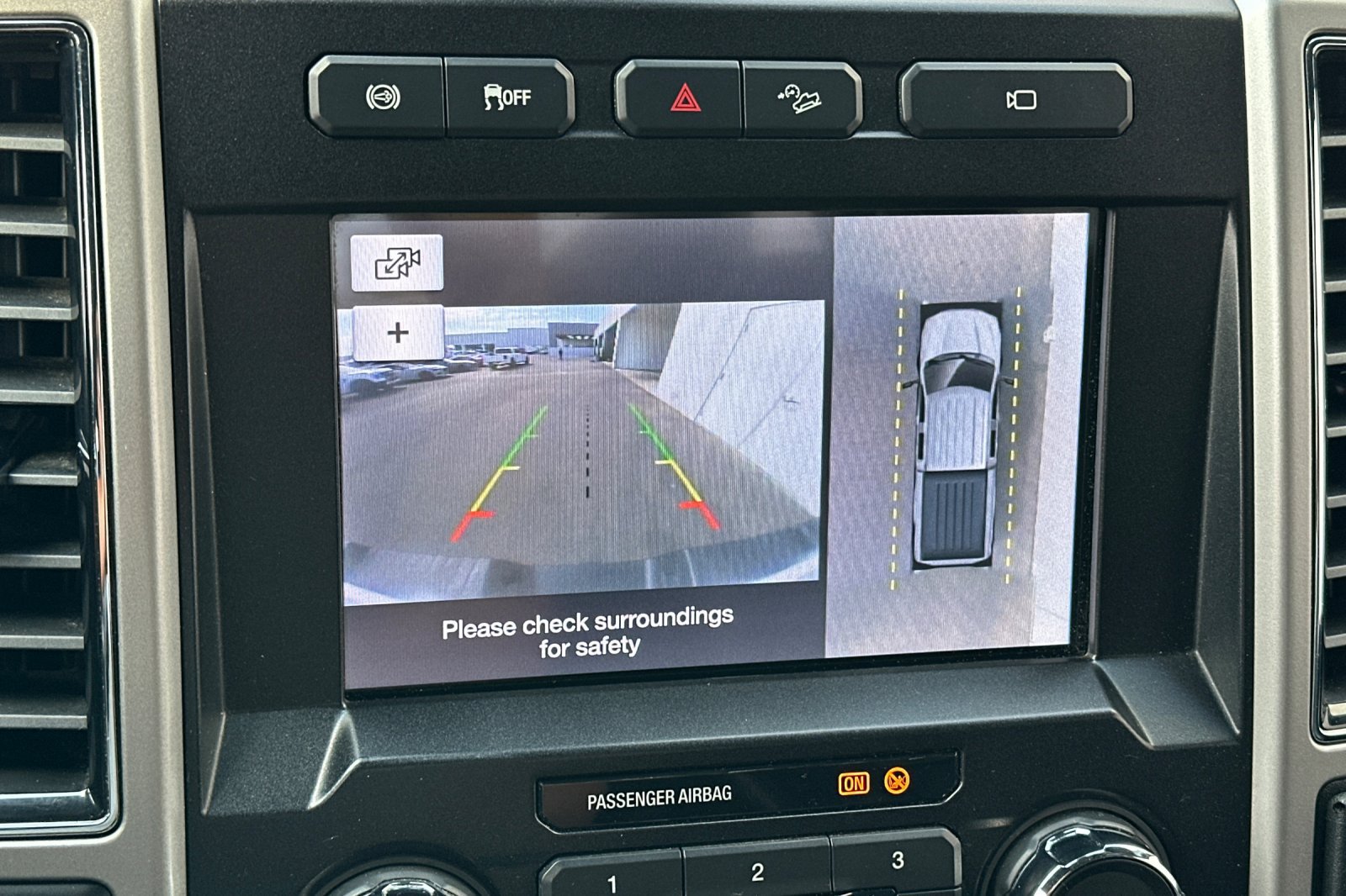 Certified 2019 Ford F250 Lariat AWD/4WD image 20