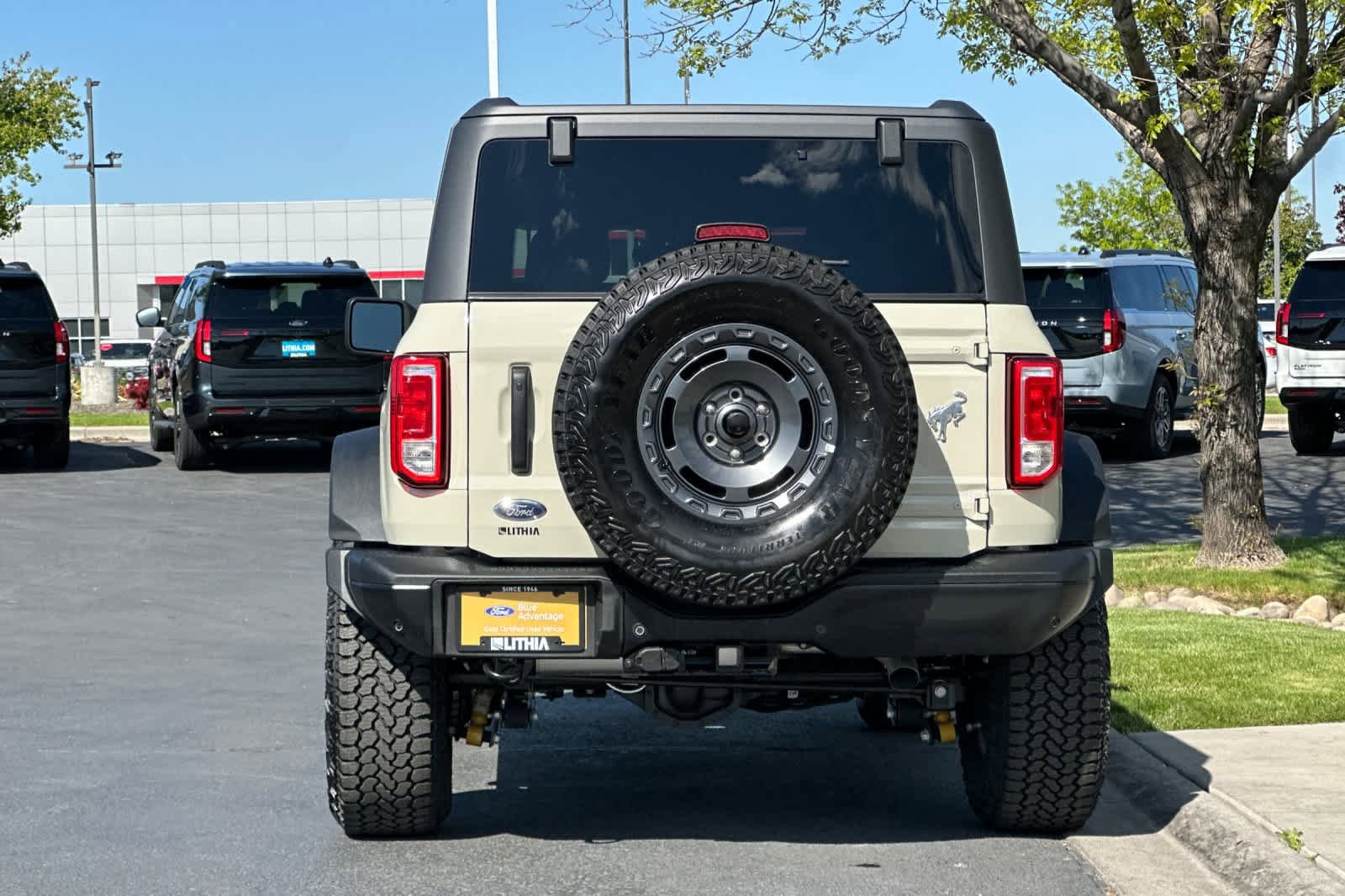 Certified 2025 Ford Bronco Big Bend w/ Black Diamond Package AWD/4WD image 7