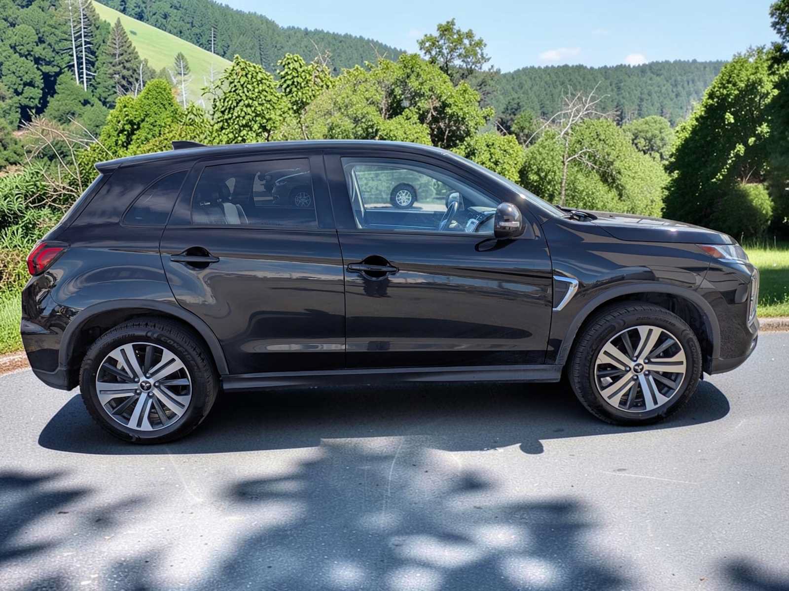 Used 2024 Mitsubishi Outlander Sport SE AWD/4WD image 6