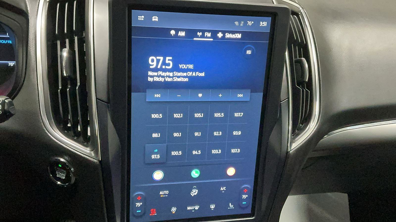 Certified 2023 Ford Edge Titanium image 23