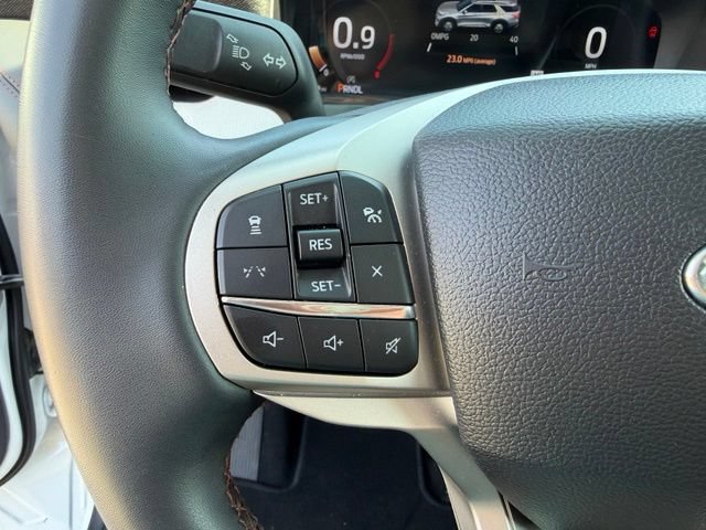 Certified 2025 Ford Explorer Active RWD image 15