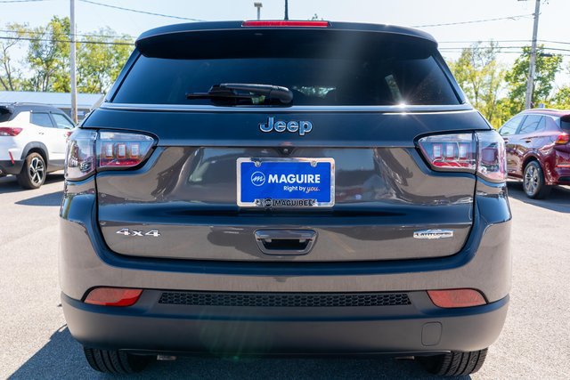 Used 2023 Jeep Compass Latitude AWD/4WD image 7