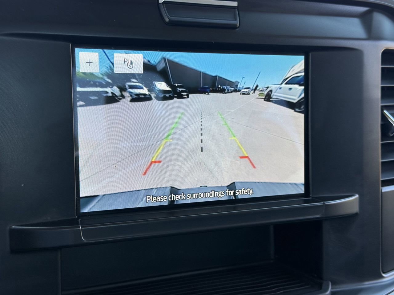 Certified 2025 Ford F250 XL w/ XL Chrome Package image 18