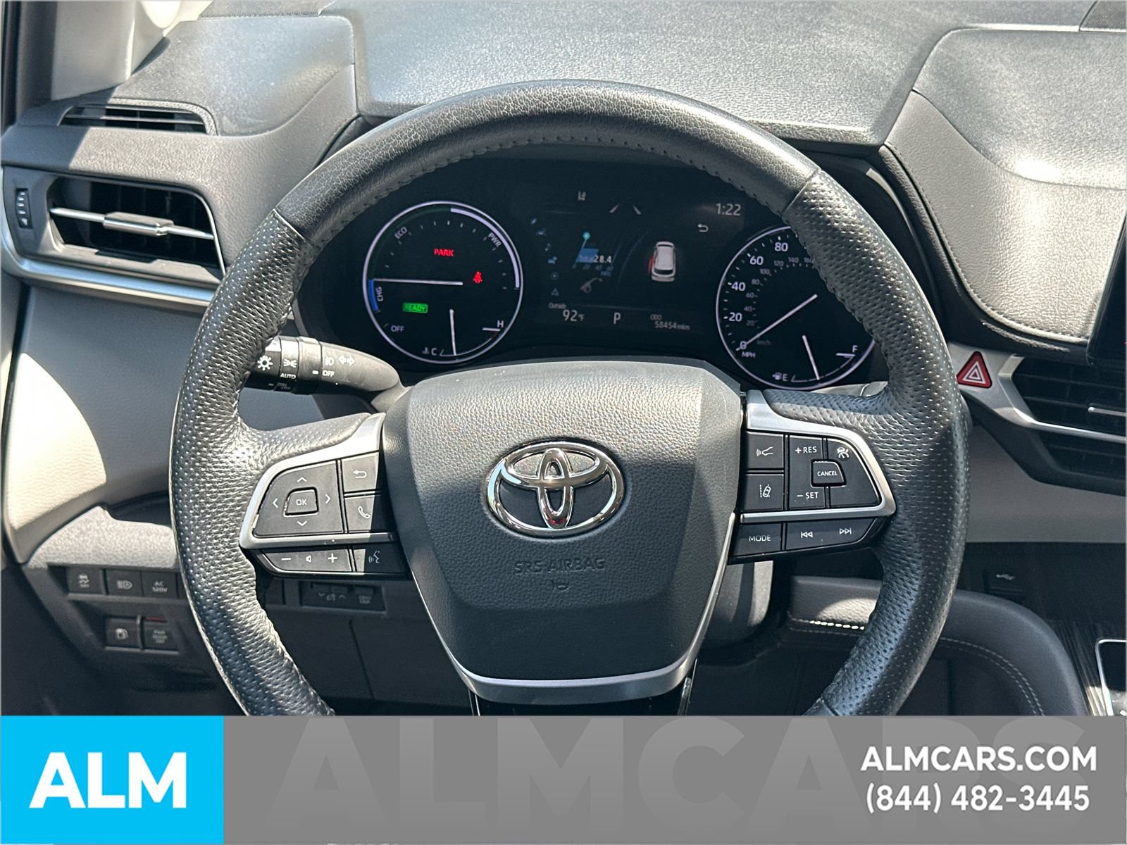 Used 2021 Toyota Sienna Limited FWD image 28