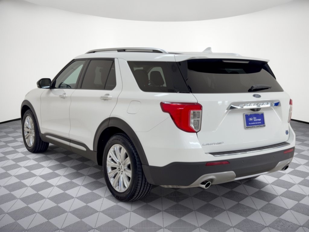 Certified 2022 Ford Explorer Limited w/ Equipment Group 301A RWD image 3