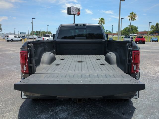 Used 2025 RAM 3500 Limited AWD/4WD image 13