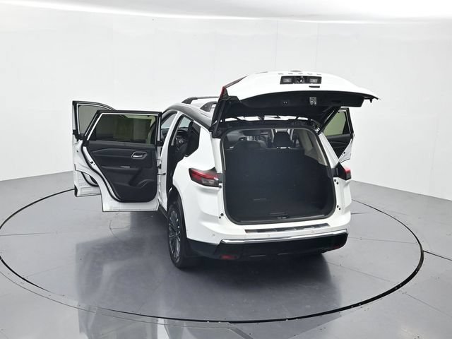 Used 2025 Nissan Rogue Platinum w/ Platinum Premium Package FWD image 48