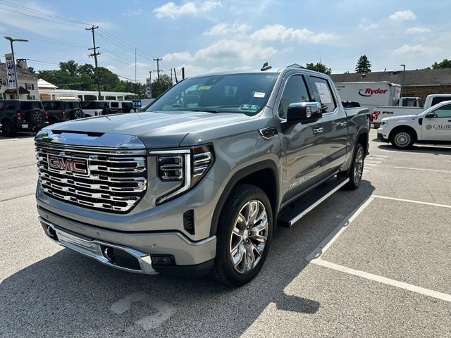 Used 2025 GMC Sierra 1500 Denali w/ Denali Reserve Package AWD/4WD image 5