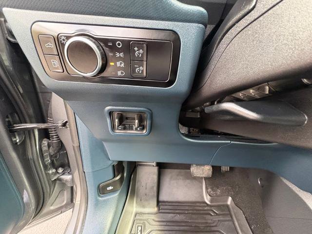 Certified 2025 Ford Maverick Lariat w/ 4K Tow Package AWD/4WD image 18