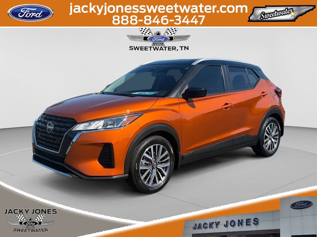 Used 2023 Nissan Kicks SV FWD image 1