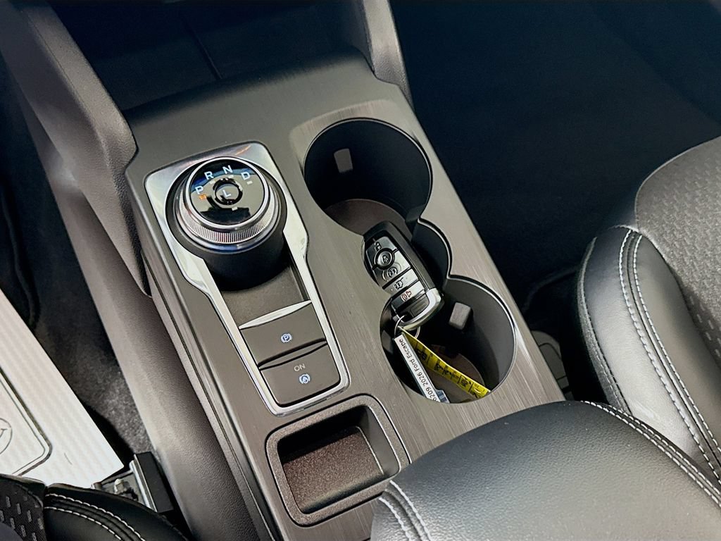 Certified 2026 Ford Escape SE FWD image 20