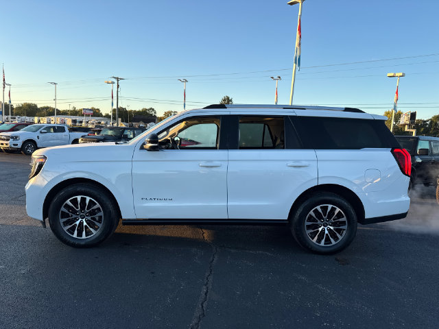 Certified 2025 Ford Expedition Platinum AWD/4WD image 4
