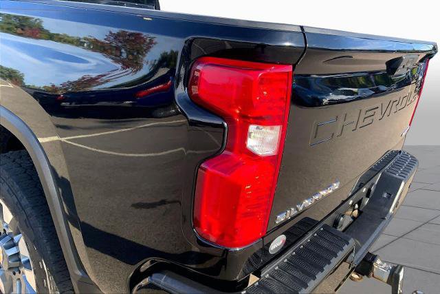 Used 2024 Chevrolet Silverado 2500 Custom w/ Custom Value Package AWD/4WD image 28
