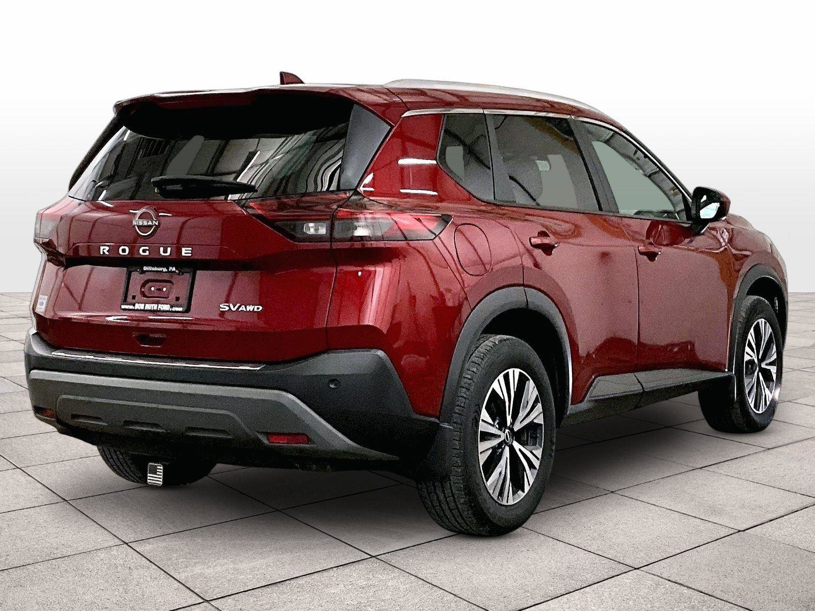 Used 2023 Nissan Rogue SV w/ SV Premium B Package image 11