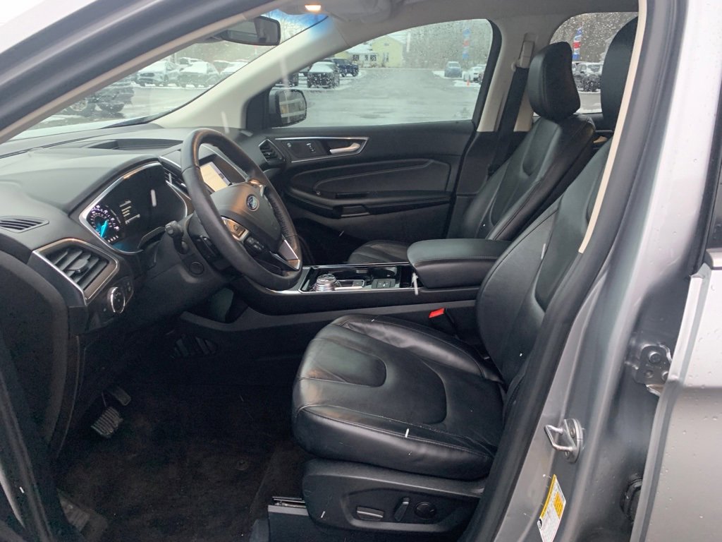 Certified 2020 Ford Edge Titanium w/ Cargo Accessory Package image 4
