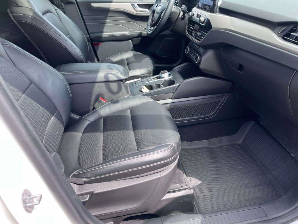 Certified 2022 Ford Escape SEL AWD/4WD image 21