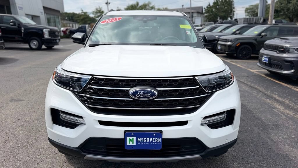 Certified 2023 Ford Explorer XLT w/ Equipment Group 202A AWD/4WD image 11