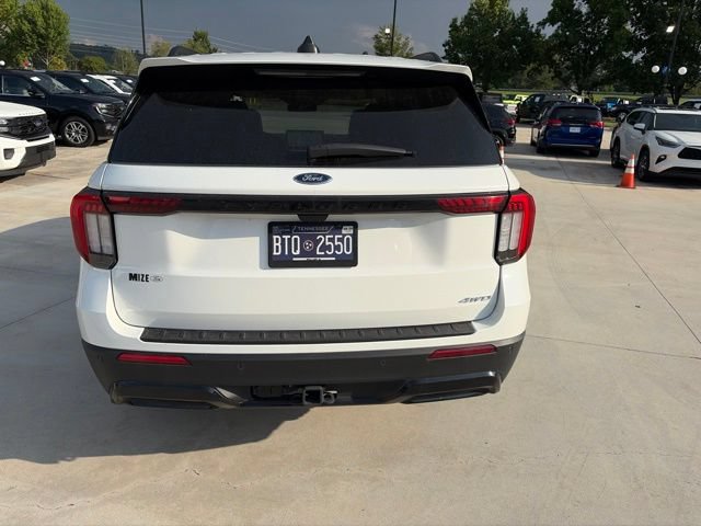 Certified 2025 Ford Explorer ST-Line w/ Premium Package AWD/4WD image 6