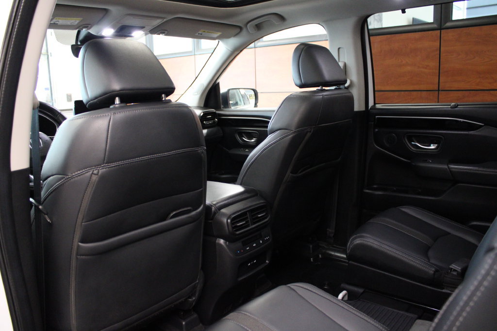 Used 2024 Honda Pilot Touring image 36