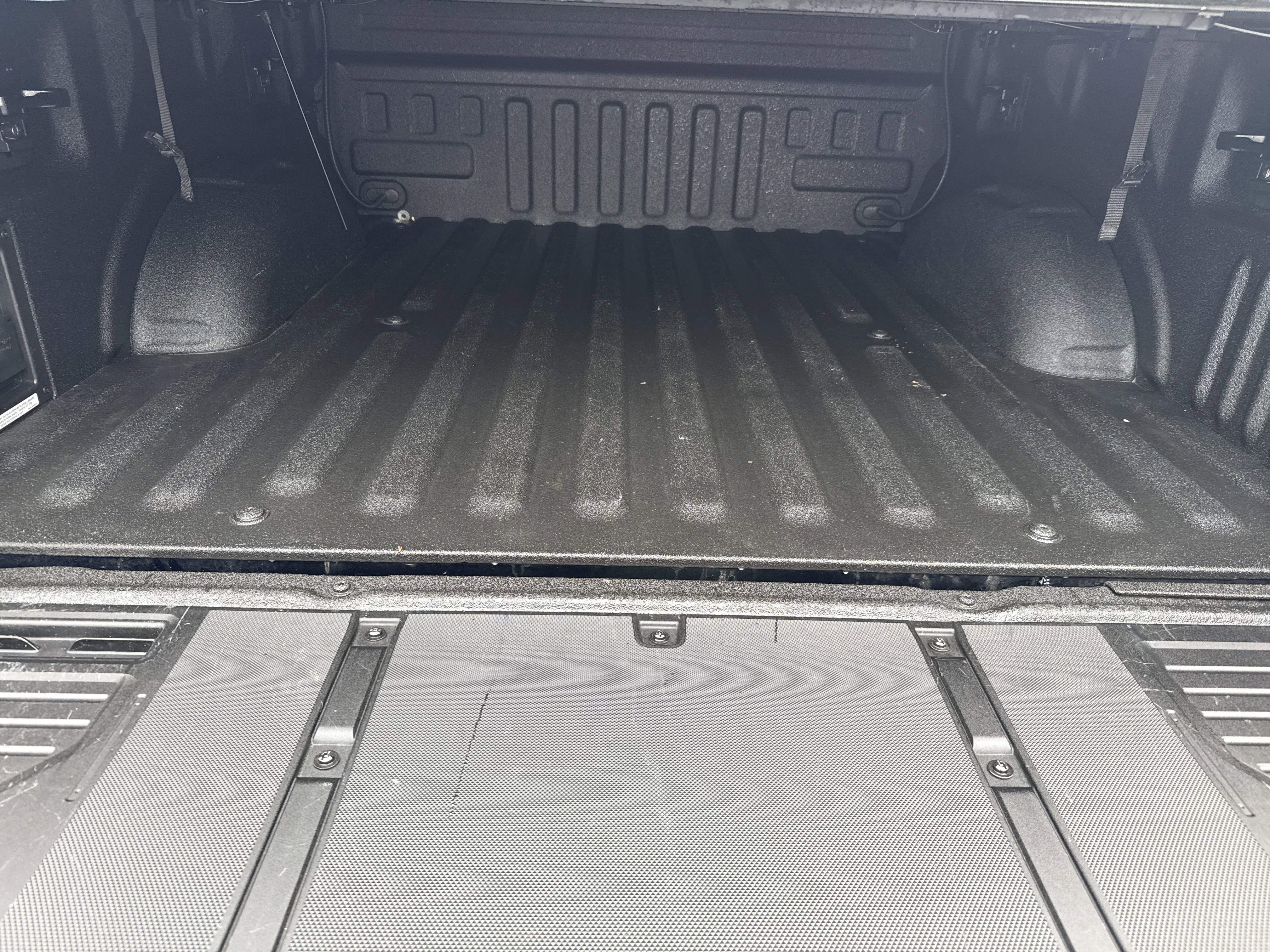 Certified 2023 Ford F150 Platinum w/ Equipment Group 701A High image 30