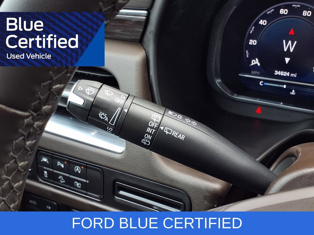 Used 2024 Chevrolet Tahoe Z71 w/ Luxury Package AWD/4WD image 18