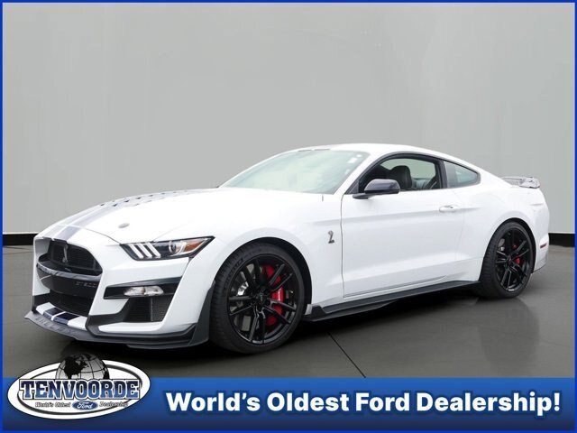 Certified 2022 Ford Mustang Shelby GT500 w/ Technology Package RWD image 1