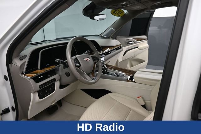 Used 2023 Cadillac Escalade Sport Platinum w/ LPO, ONYX Package AWD/4WD image 17