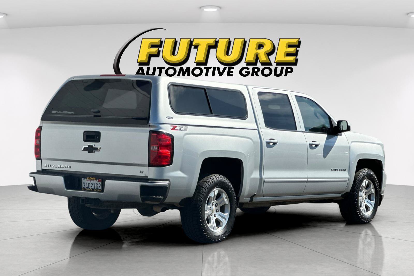 Used 2018 Chevrolet Silverado 1500 LT w/ All Star Edition AWD/4WD image 3