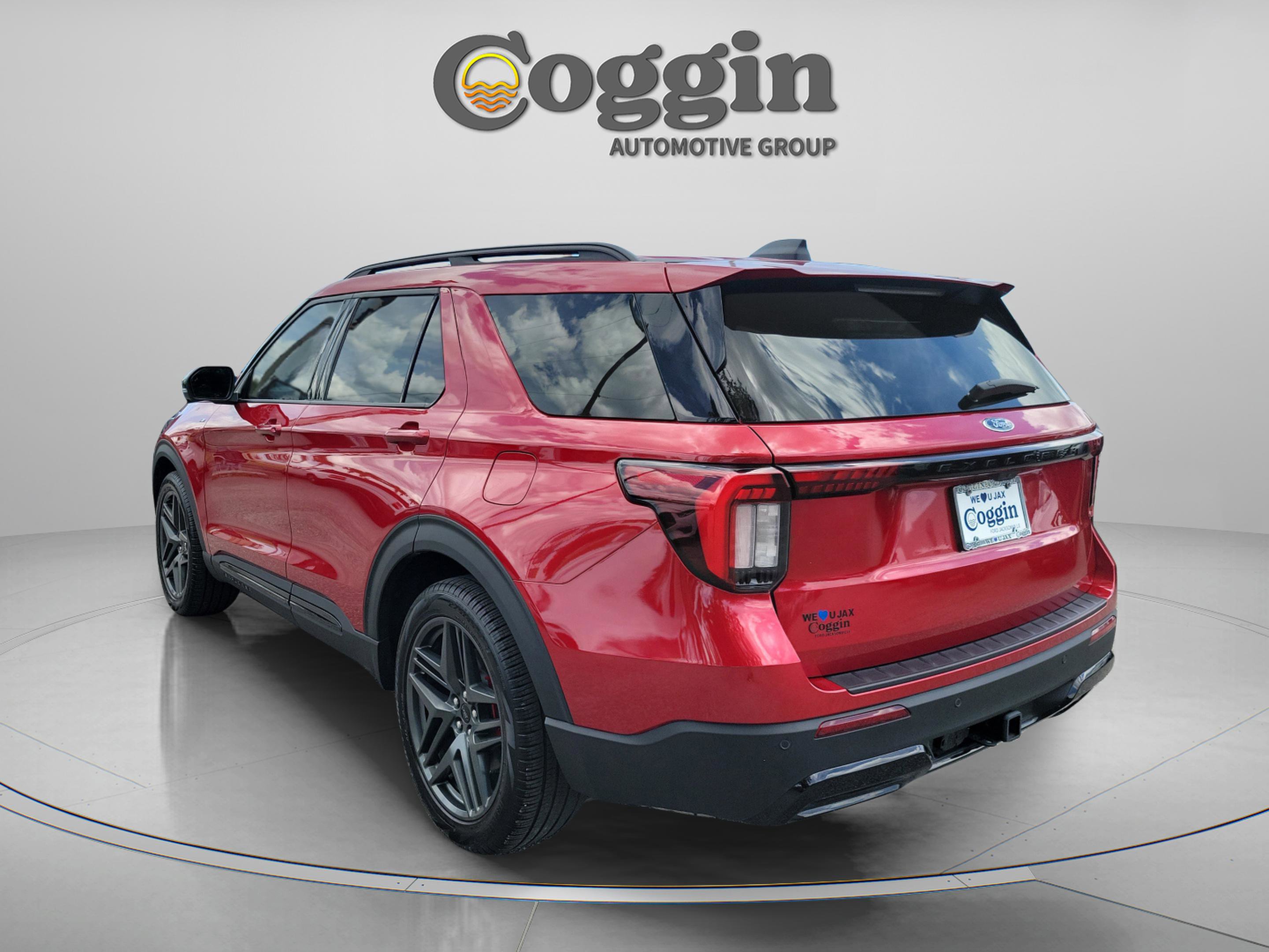 Certified 2025 Ford Explorer ST-Line w/ Premium Package RWD video 2