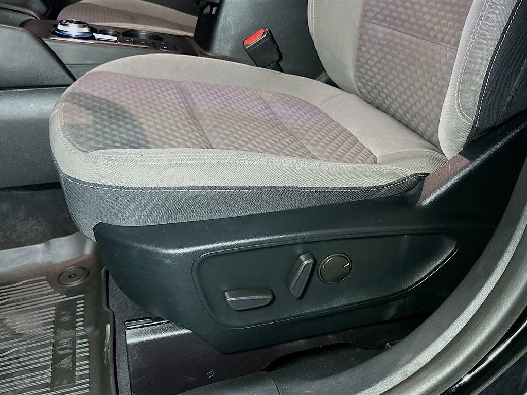 Certified 2020 Ford Escape SE AWD/4WD image 19